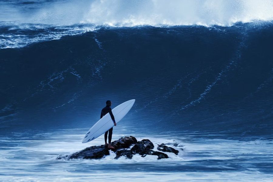 100 foot surf wave in portugal