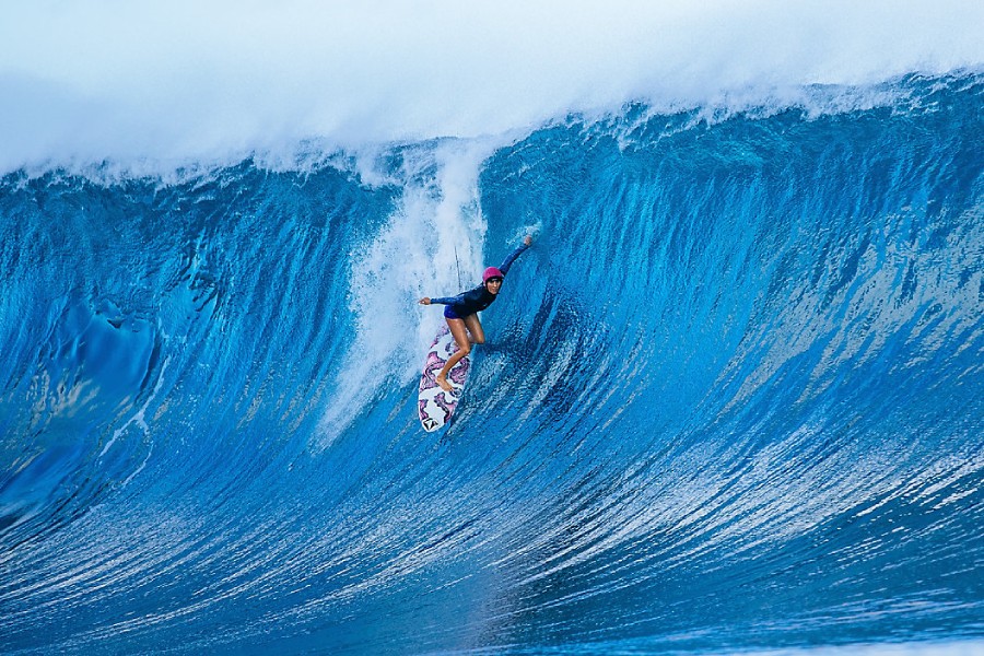 pro female surfer at the pipeline pro