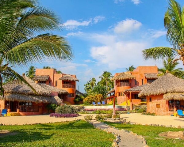 La Chuparosa de Saladita / Mexico