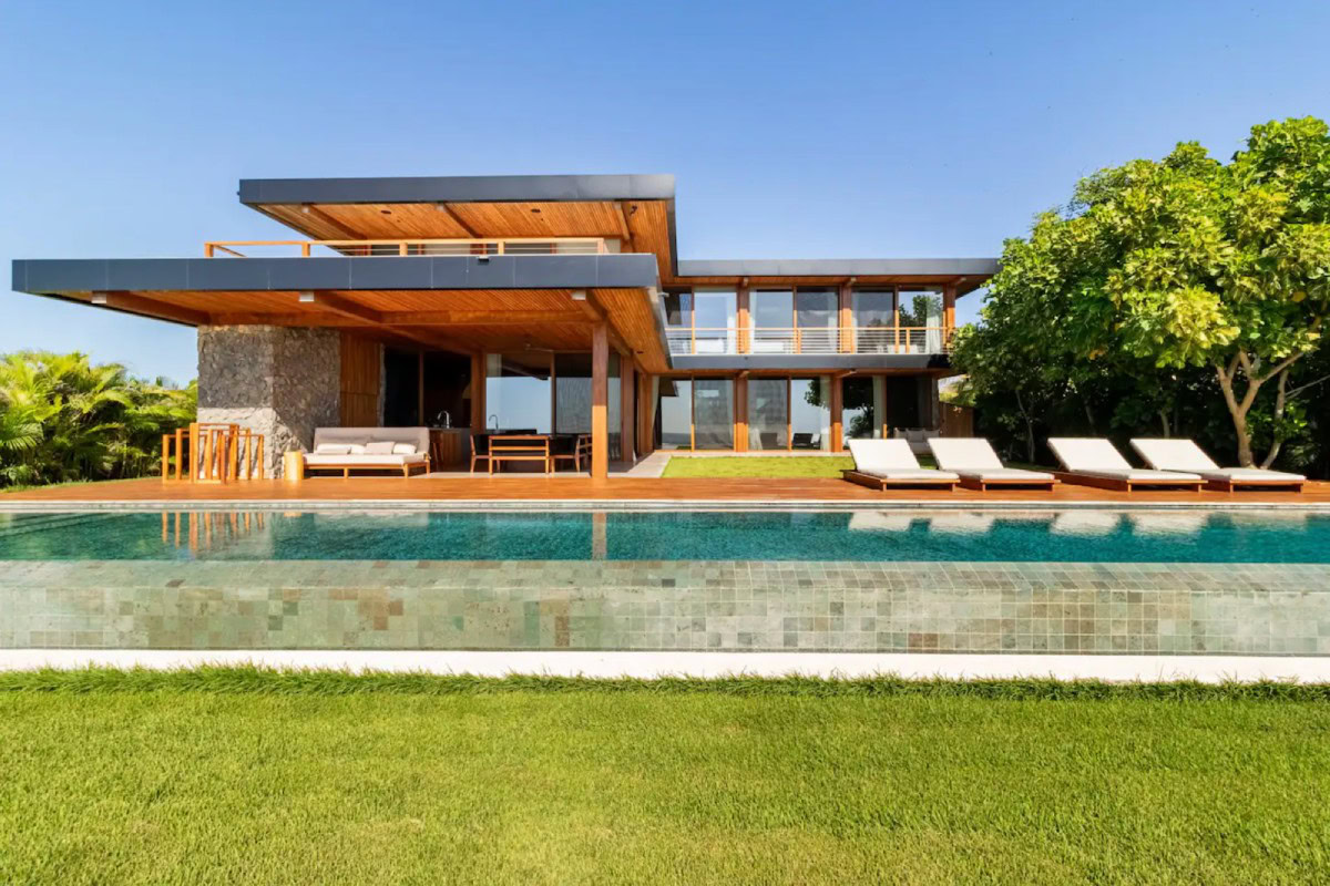 luxury costa rica surf trips