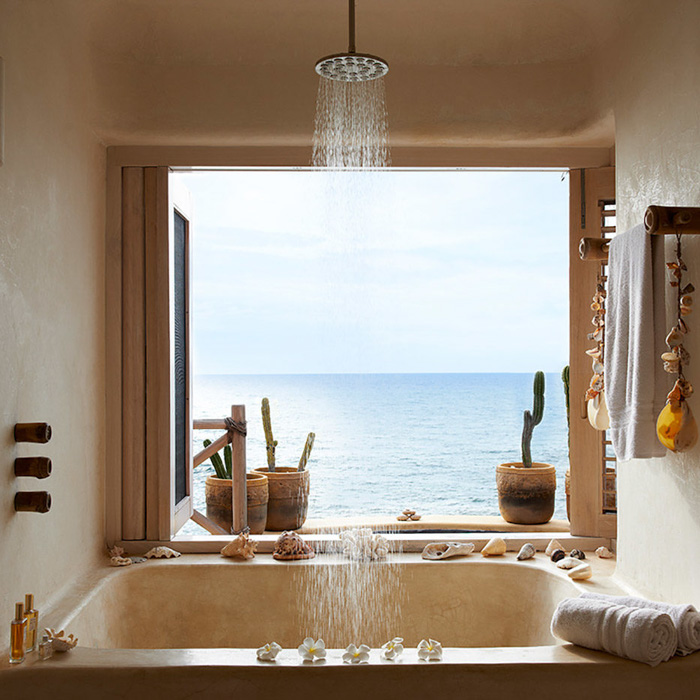luxury surf villa shower