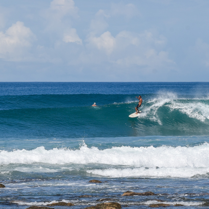 playa negra costa rica right hand wave