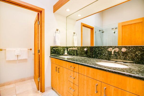 king bathroom