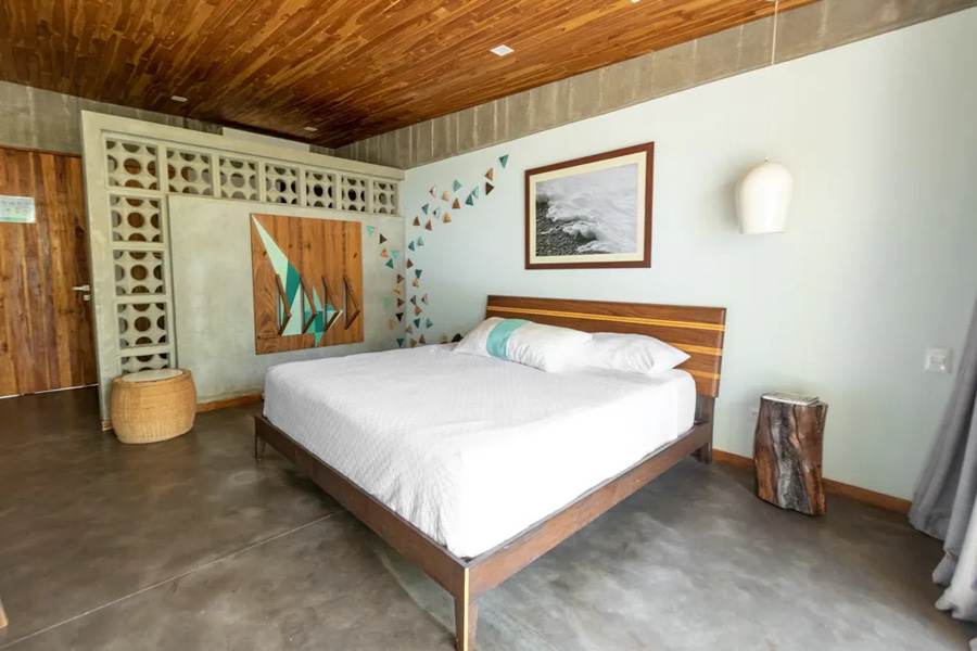 room at puro surf el salvador