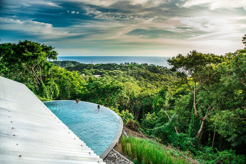 rapture surfcamp nicaragua