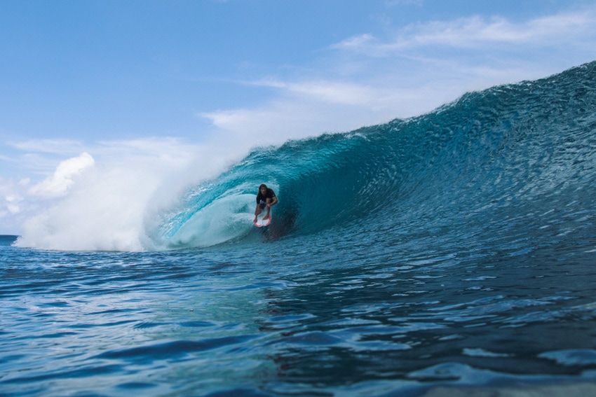 samoa surfing