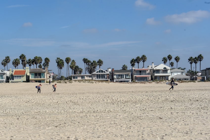 surfing california