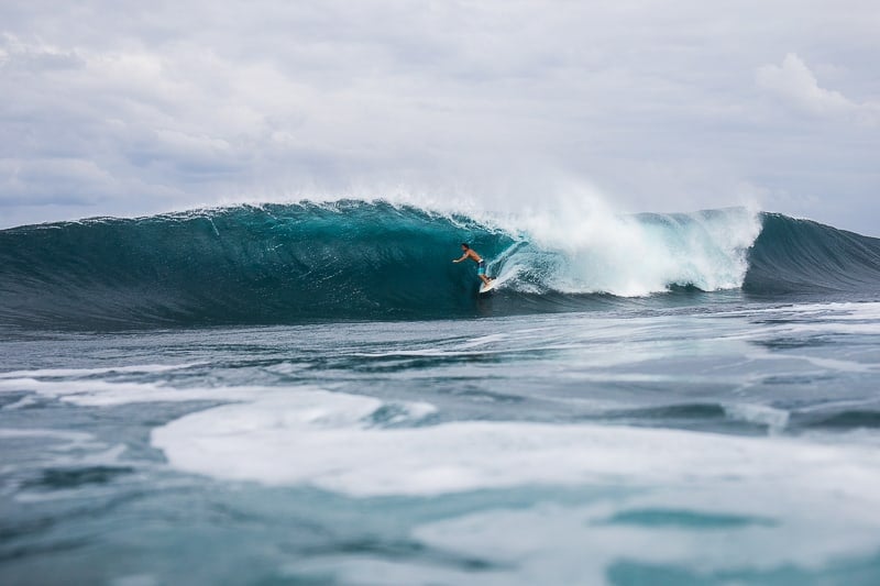 surfing Indonesia