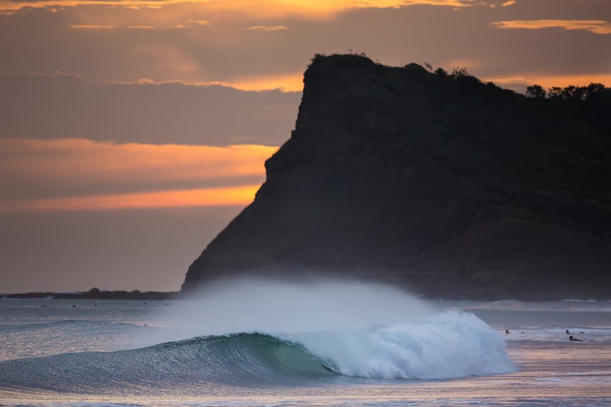 surfing nicaragua
