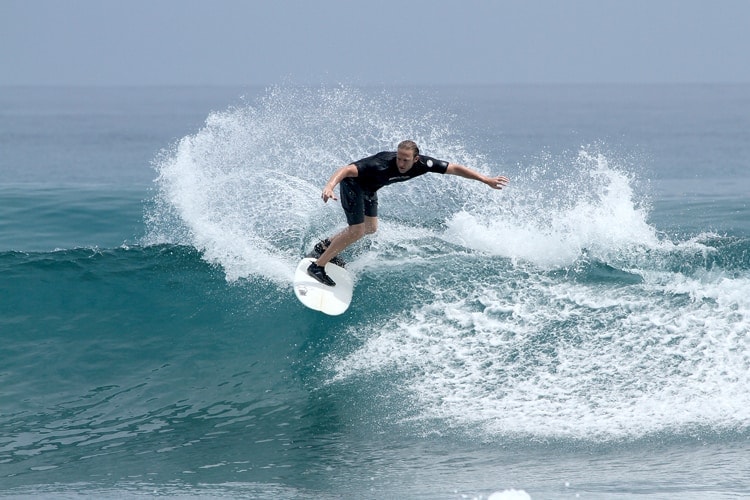 surfing puerto rico