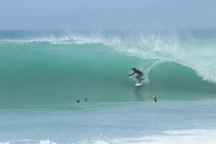 surfing puerto rico