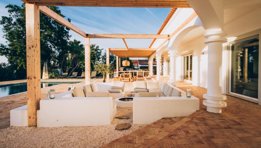 tiny whale lodge portugal